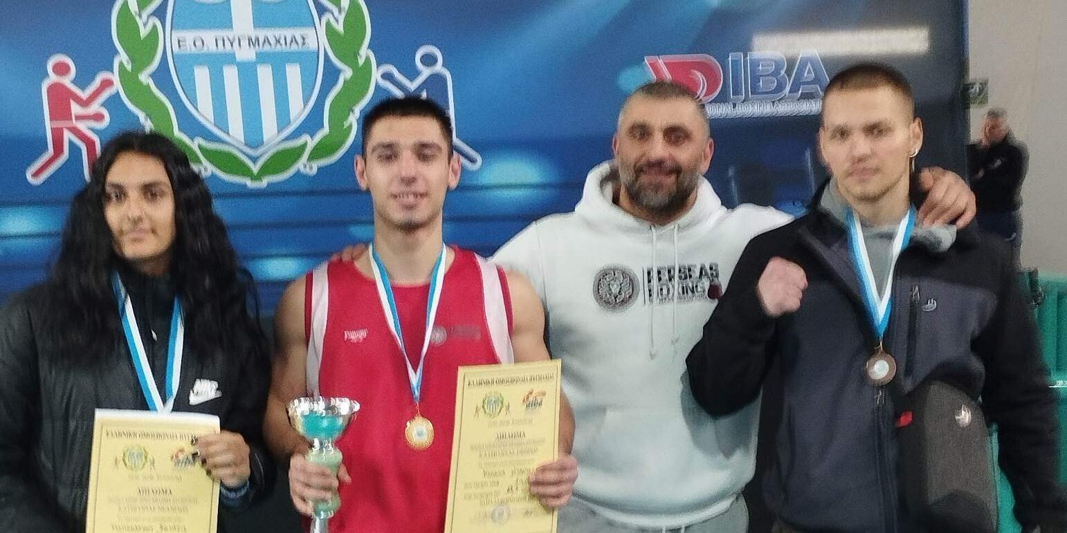 received_1242702243124429